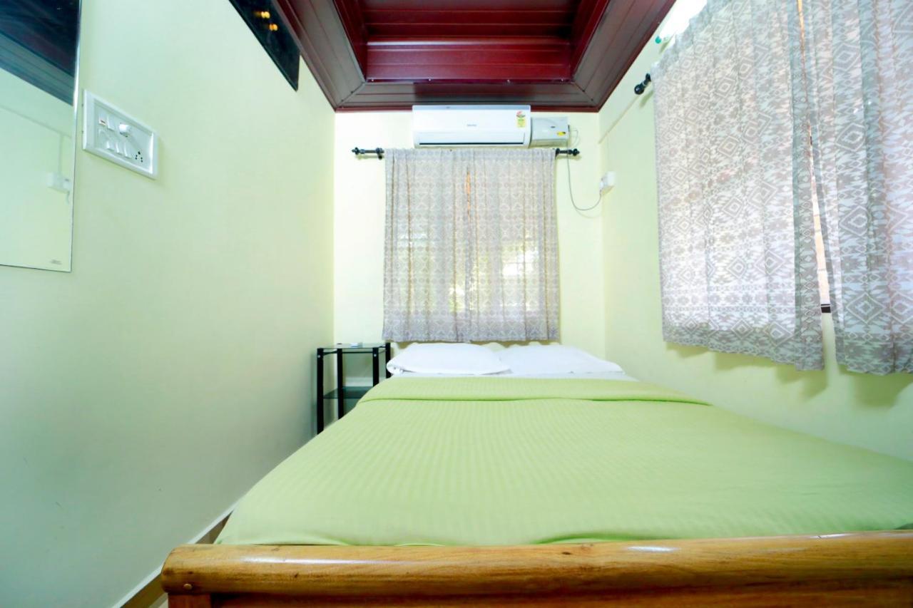Swasthi Griha Villa Aranmula Bagian luar foto