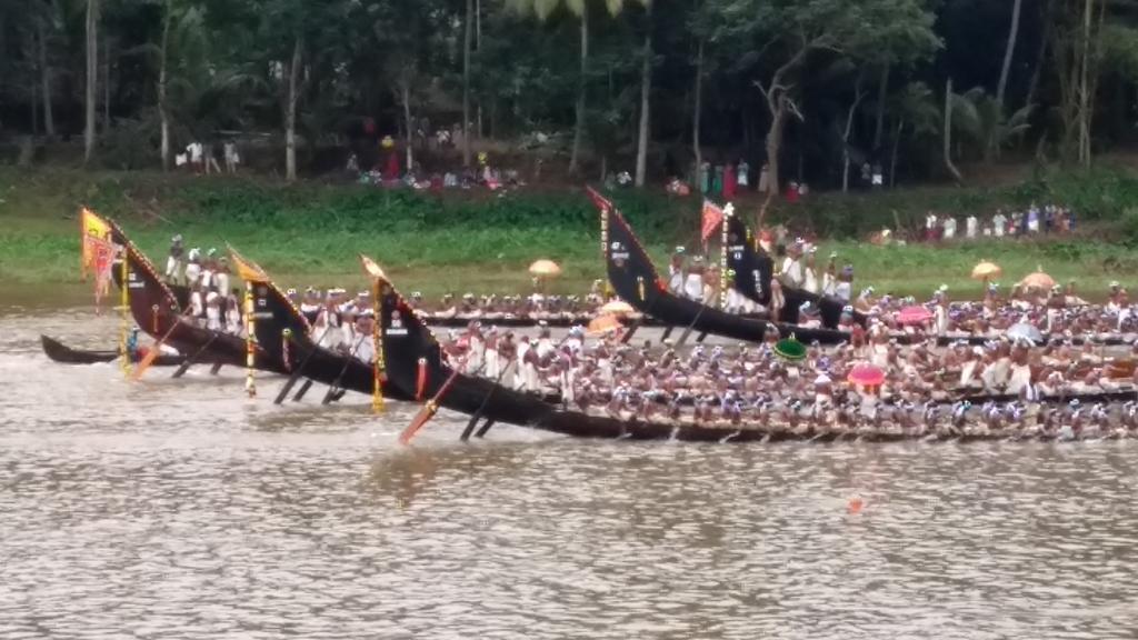 Swasthi Griha Villa Aranmula Bagian luar foto